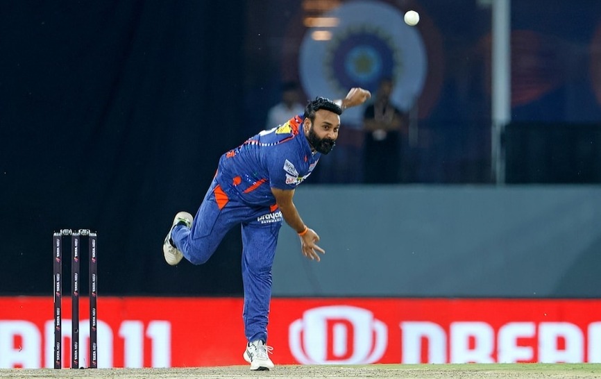 IPL Bowlers with the Most Dot Balls