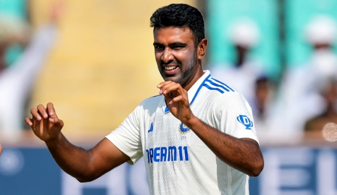 Most Wickets in the 4th Innings of Test