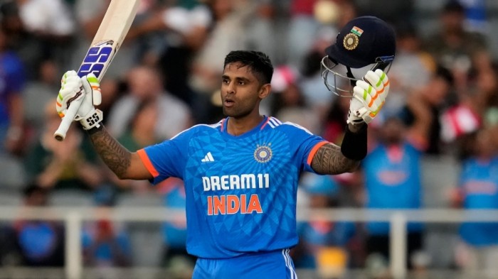 Players Dismissed on 100 in T20